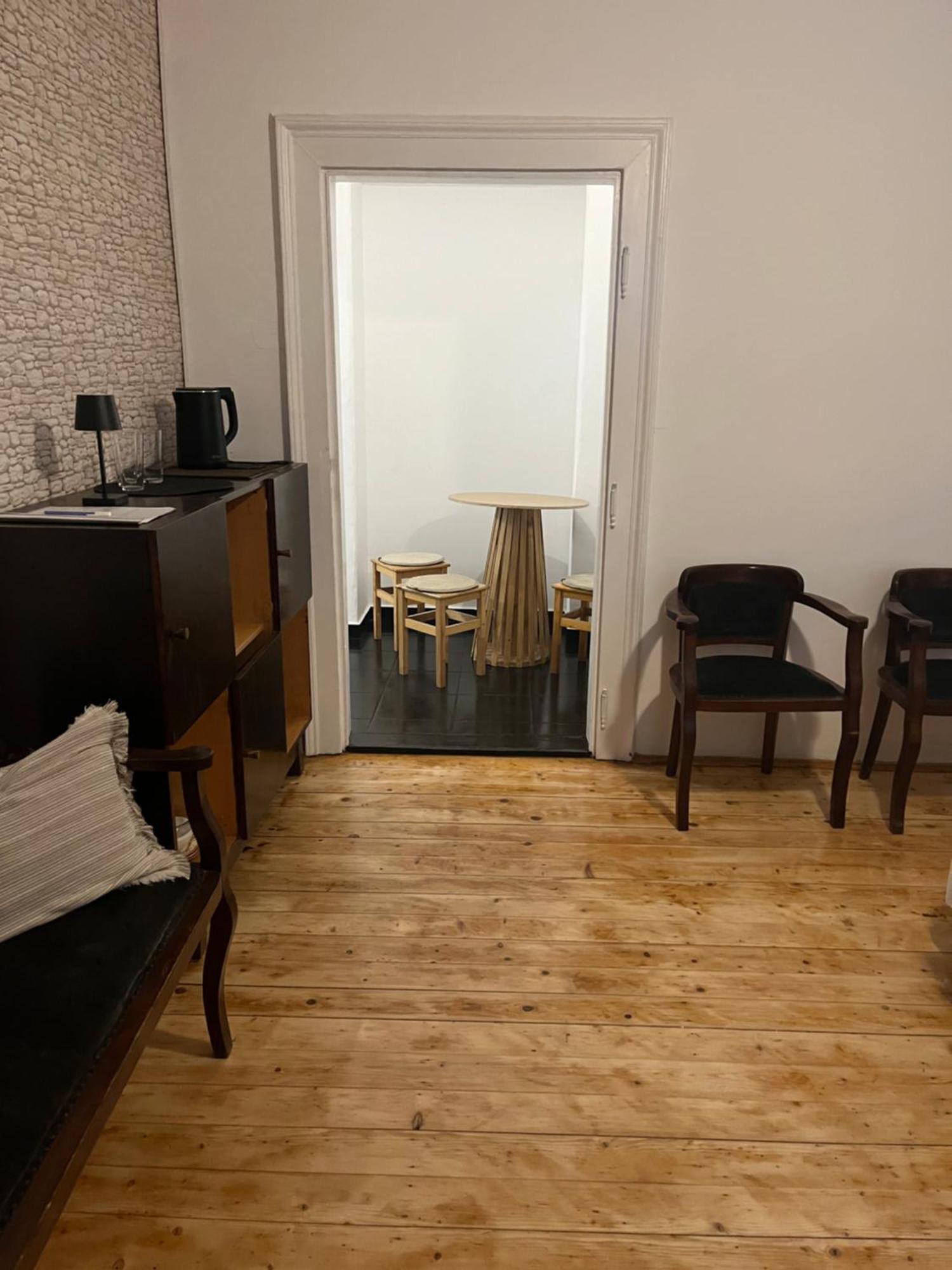 Utcara Nyilo Apartman Vác Exterior photo