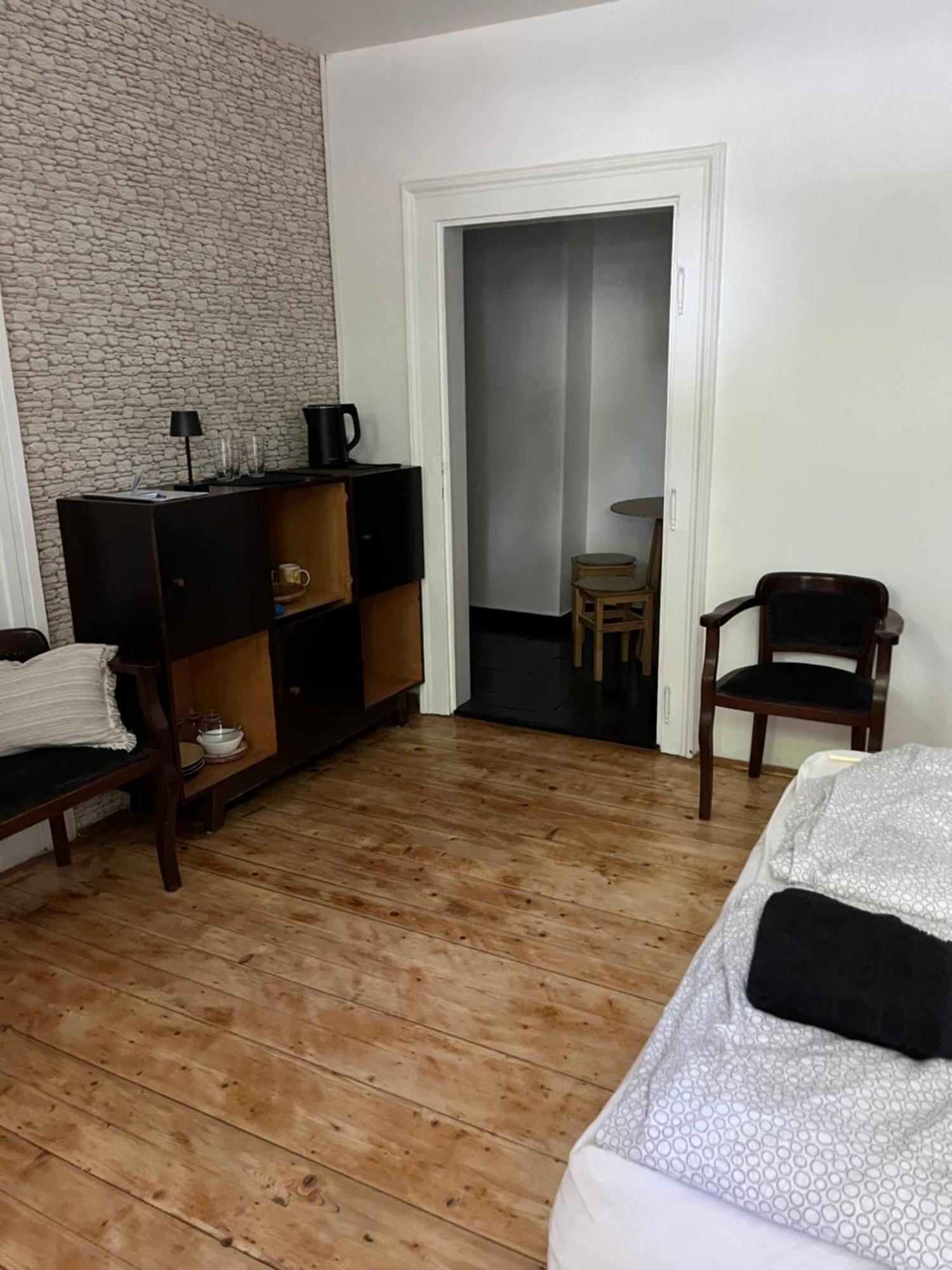 Utcara Nyilo Apartman Vác Exterior photo
